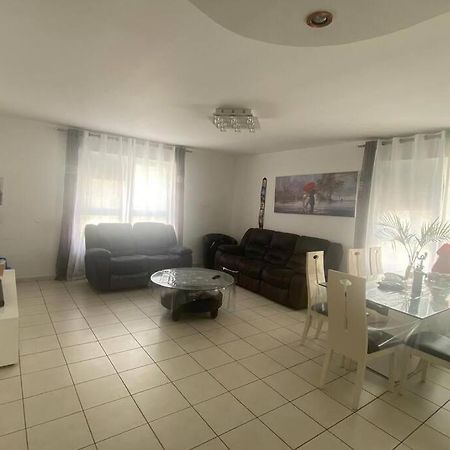 דופלקס משפחתי בשכונת מנחם בגין Appartement Ramla Buitenkant foto